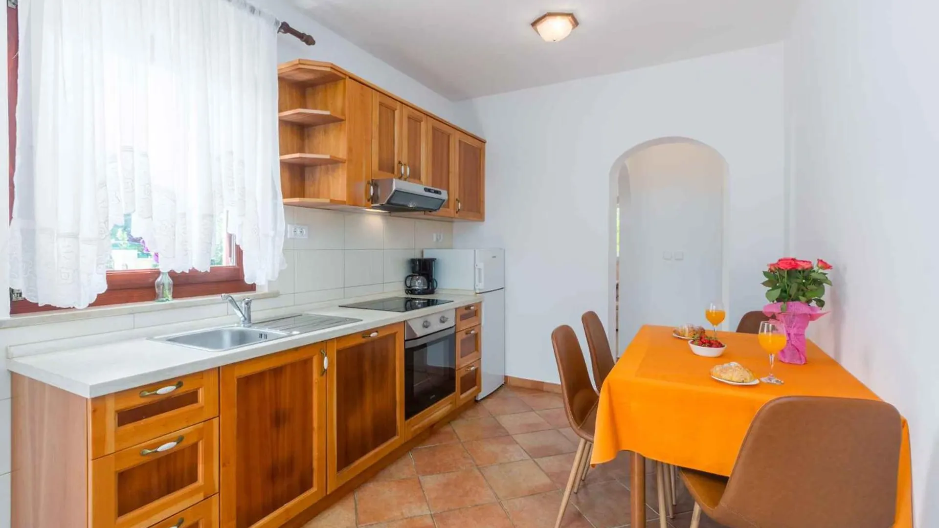 Apartment In Porec 43010